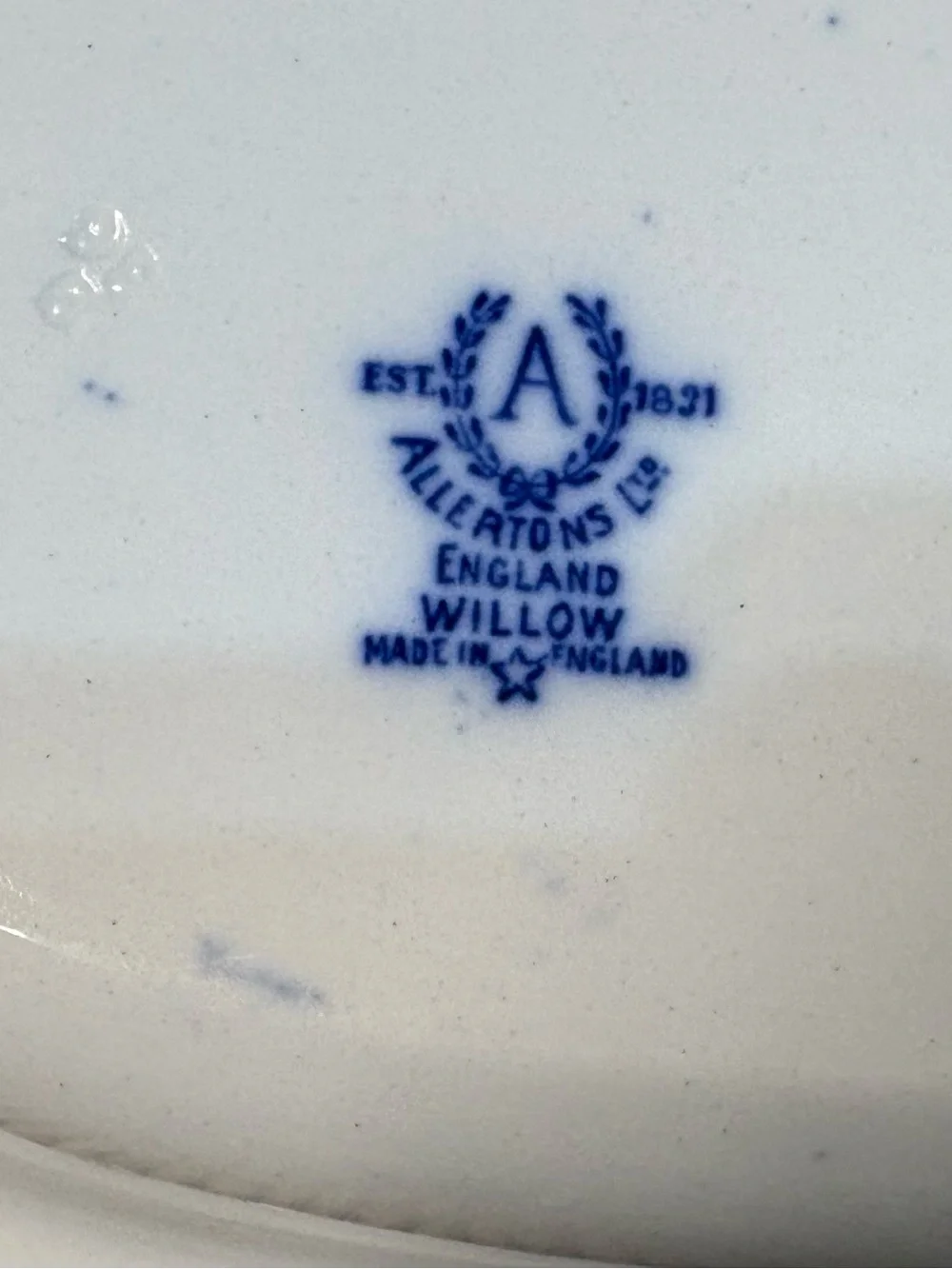 Allerton’s Ltd. Blue Willow Rectangular Oval Dish Blue and White Chinoiserie.